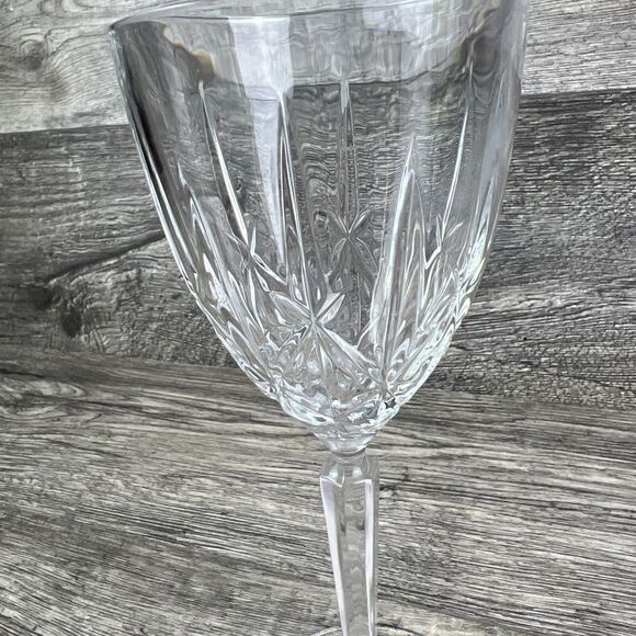 Waterford Marquis 8.5" Sparkle Stemmed Crystal Wine Glass Goblet - Picture 3 of 9